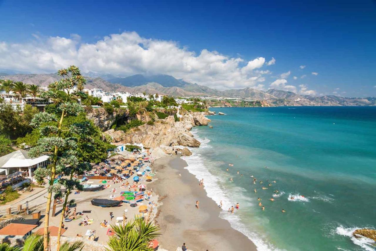 Nerja Apartamento Centro Esterno foto